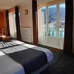 德拉鲁特维特酒店 2*