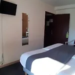 德拉鲁特维特酒店 2*