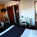 德拉鲁特维特酒店 2* 热拉梅