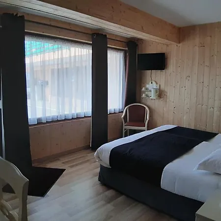 De La Route Verte Hotel
