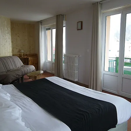 De La Route Verte Hotel