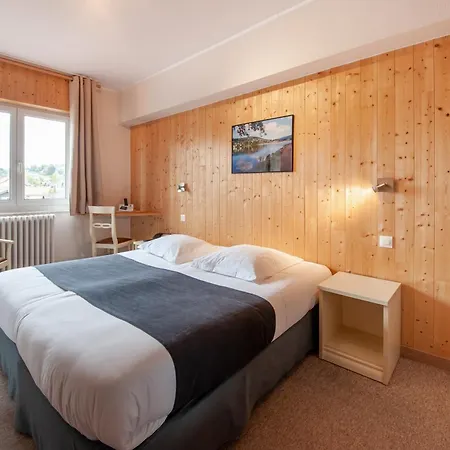 Hotel De La Route Verte 2*