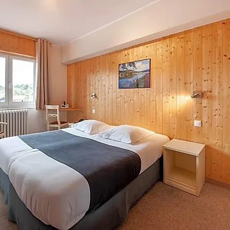 Hotel De La Route Verte 2*