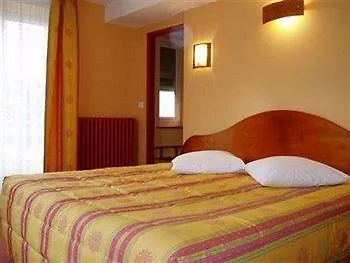 فندق De La Route Verte 2*