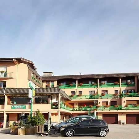 فندق De La Route Verte 2*