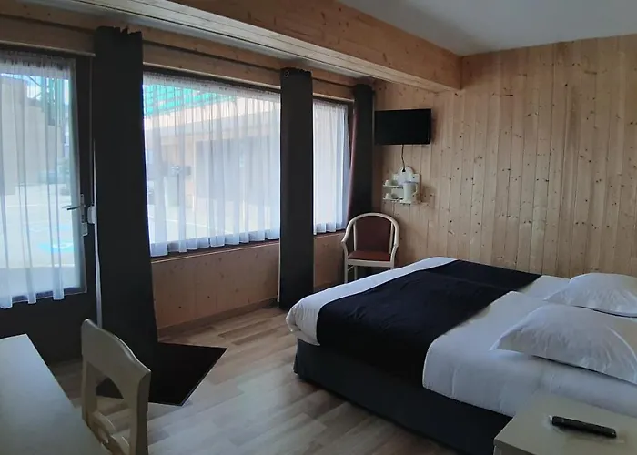 De La Route Verte Hotel