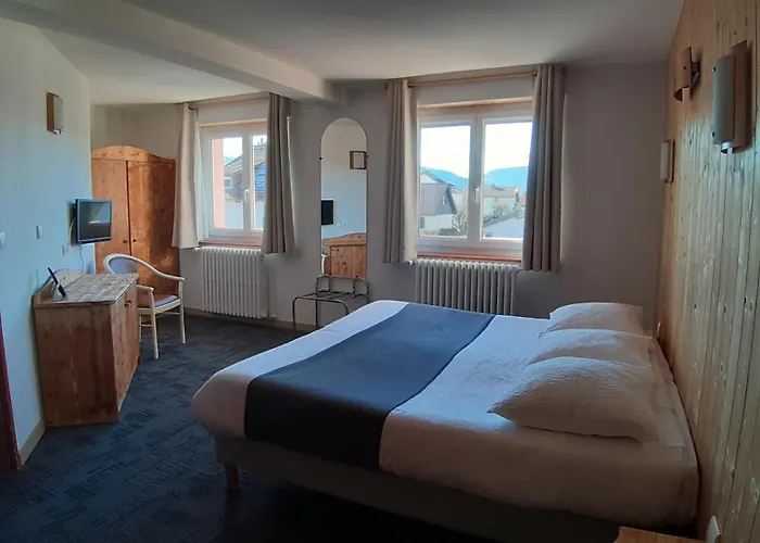 De La Route Verte Hotel