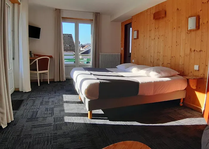 Hotel De La Route Verte