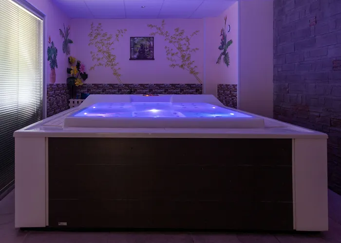 De La Route Verte Hotel 2*