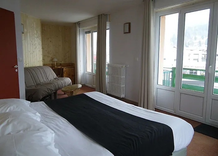 De La Route Verte Hotel