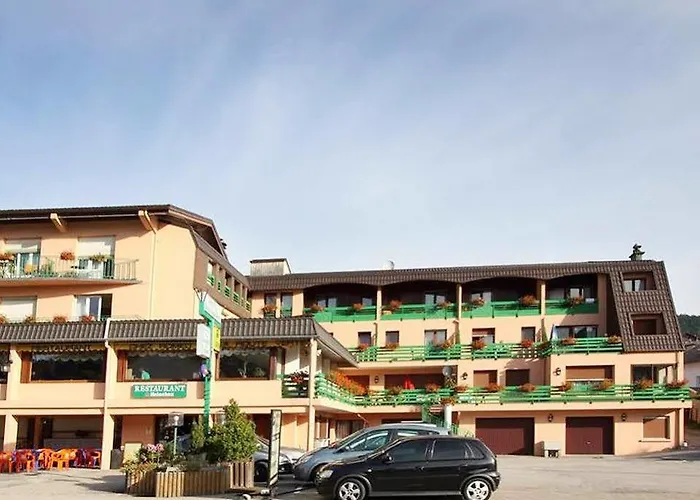 Hotel De La Route Verte 2*